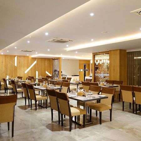 Hotel Ocean Vista Bay Visakhapatnam Bagian luar foto